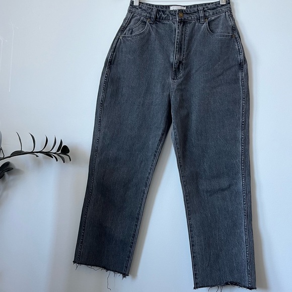 ROLLA’S Elle Super High Rise Relaxed fit Black Jeans in Comfort Smoke Size 26 - Picture 5 of 15